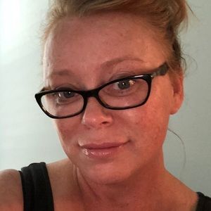 Meet your Posher, Vickie